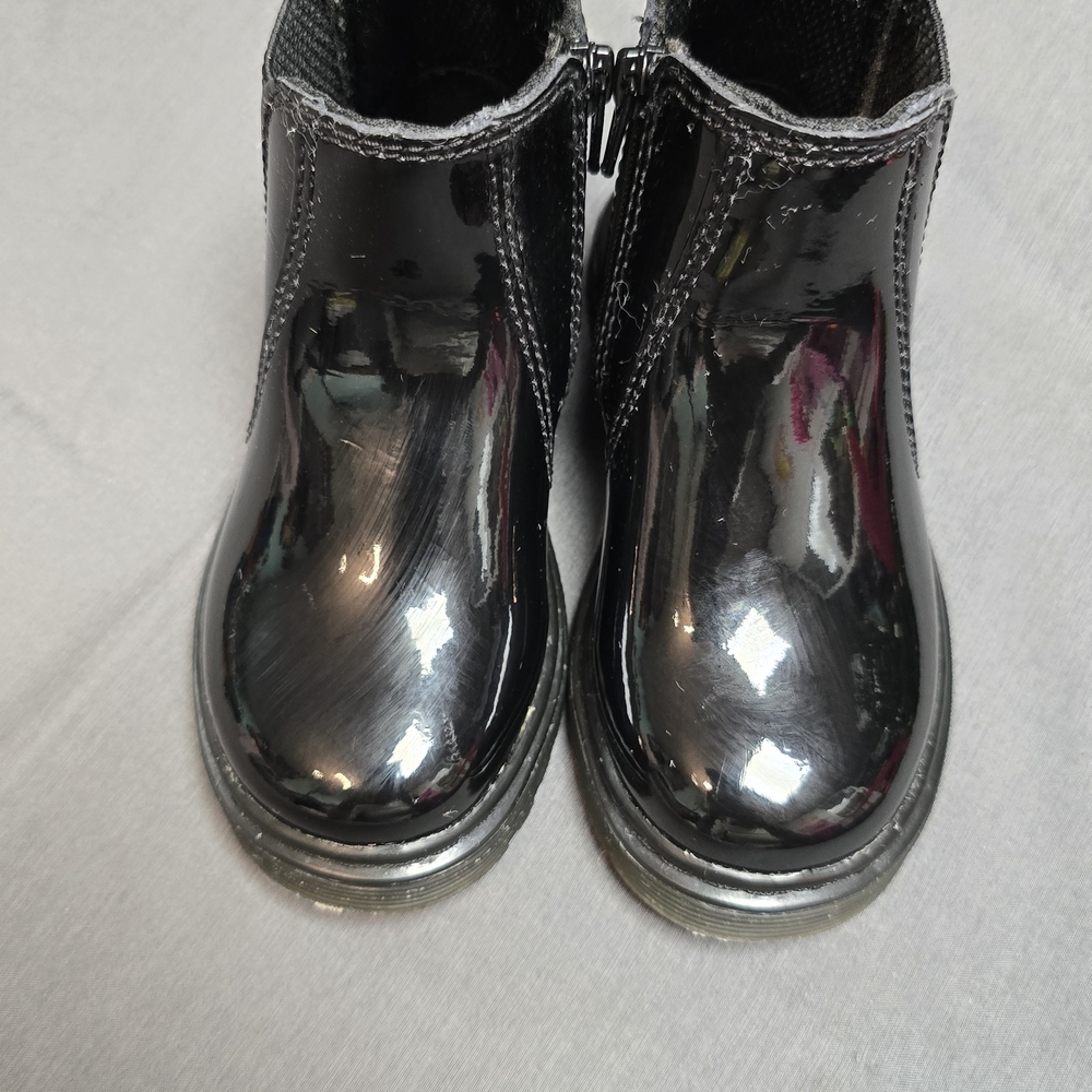 Dr. Martens Shiny Black Kids Boots
